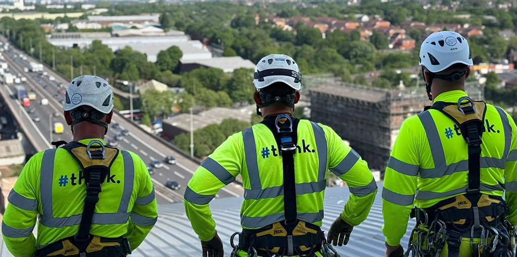 building roof technician
